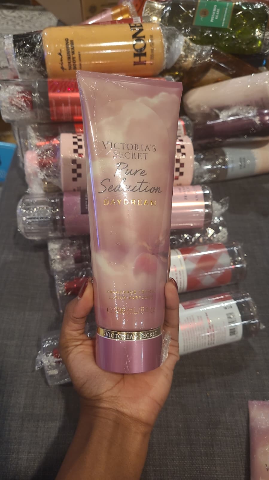 Victoria’s Secret Pure Seduction Daydream Fragrance Body Lotion (236 ml)