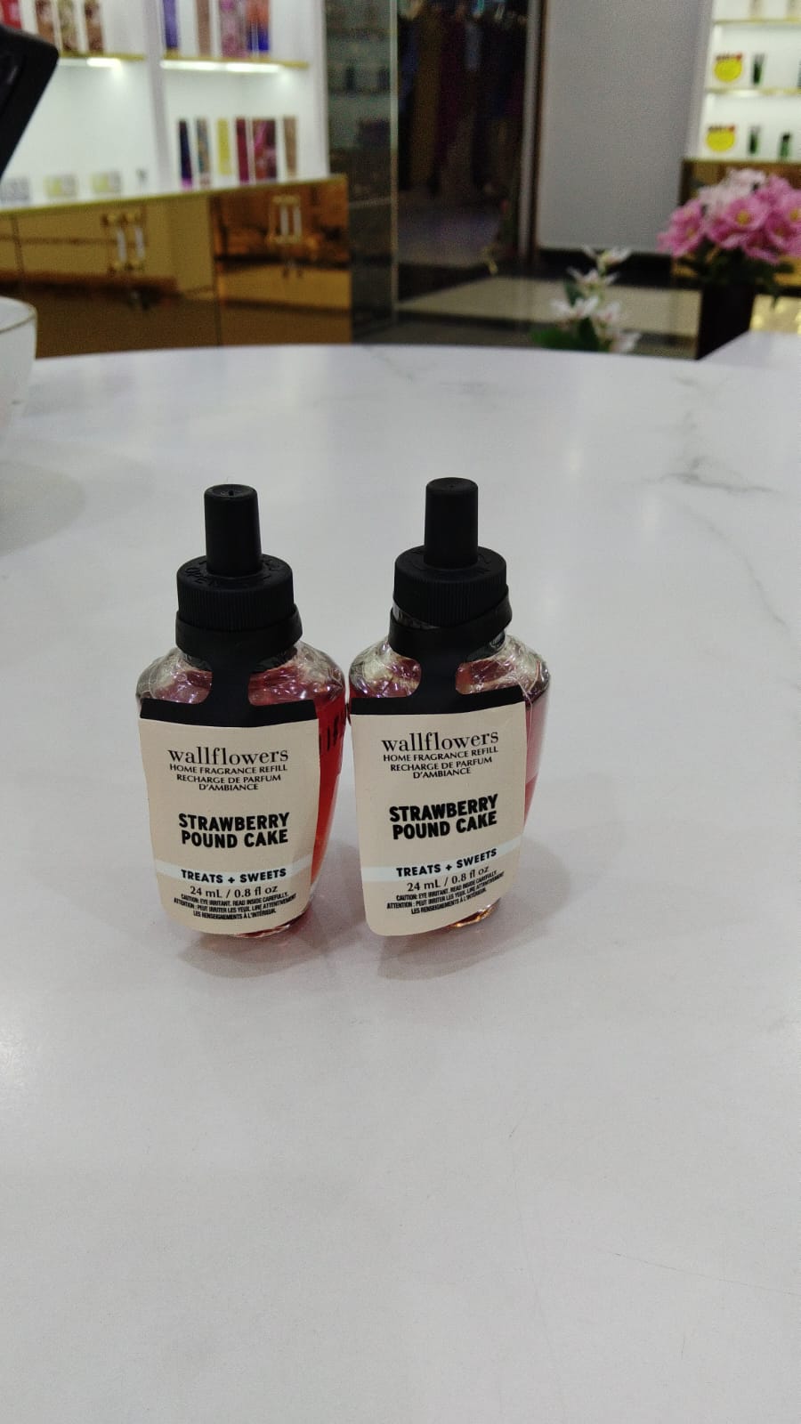 Bath & Body Works Strawberry poundcake Wallflower Refill - 24ml