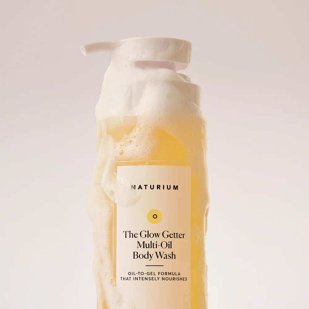 NATURIUM The Glow Getter Multi-Oil Hydrating Face & Body Wash 500ml / 16.9 oz