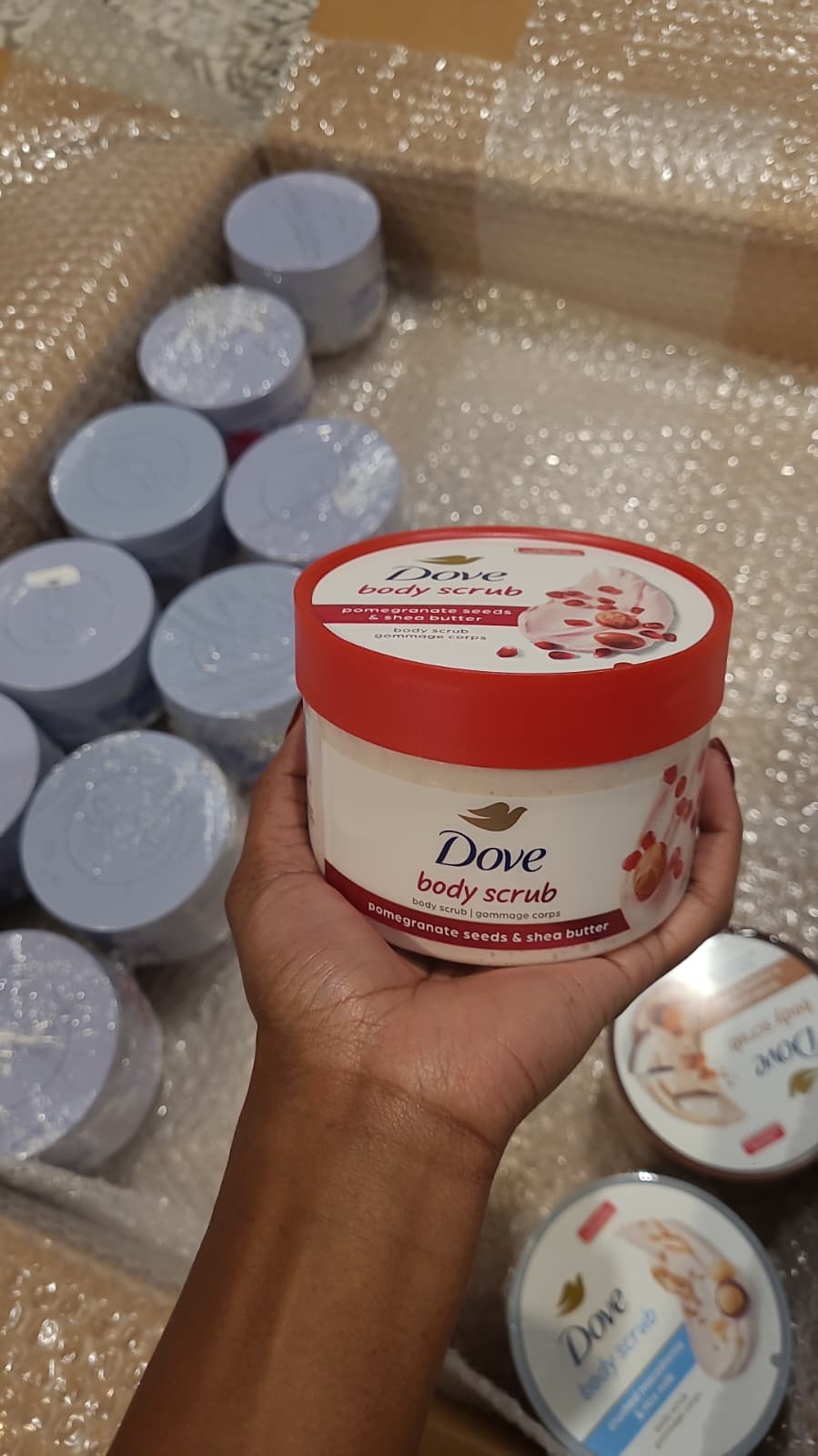 Dove Pomegranate & Shea Butter Exfoliating Body Polish 300g