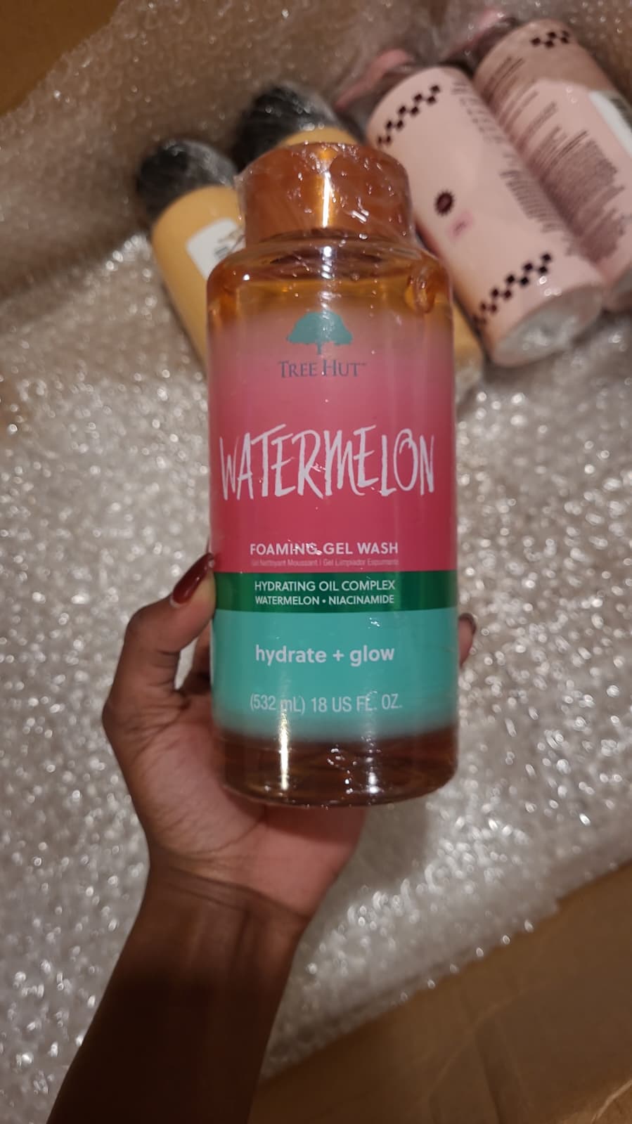 Tree Hut Watermelon Foaming Gel Body Wash (532 ml)