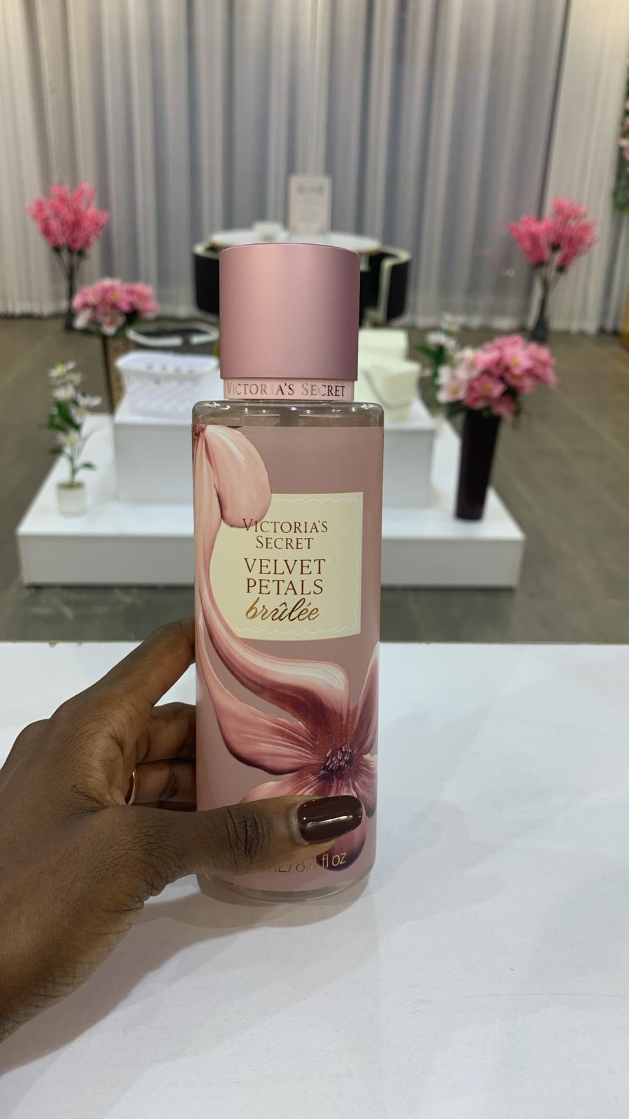 Victoria’s Secret Velvet Petals Brulee Fragrance Mist 250ml
