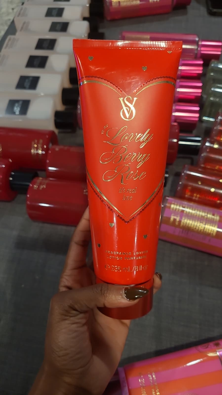Victoria’s Secret Lovely Berry Rose Fragrance Lotion 236ml