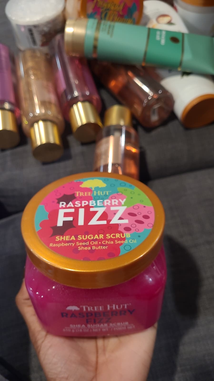 Tree Hut Raspberry Fizz Shea Sugar Scrub 510g
